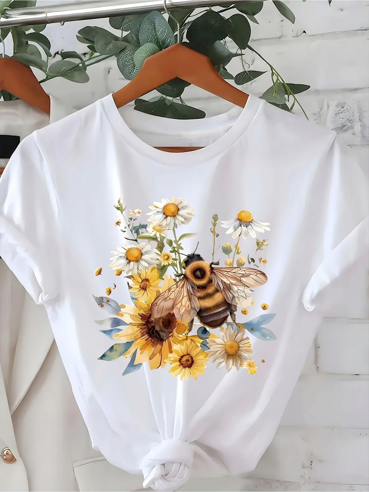 Women's Bee Flower Graphic T-Shirt Yellow Blue Floral Casual Summer Tee Top