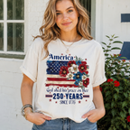 Women's USA 250th Birthday 1776–2026 Floral Butterfly Patriotic T-Shirt