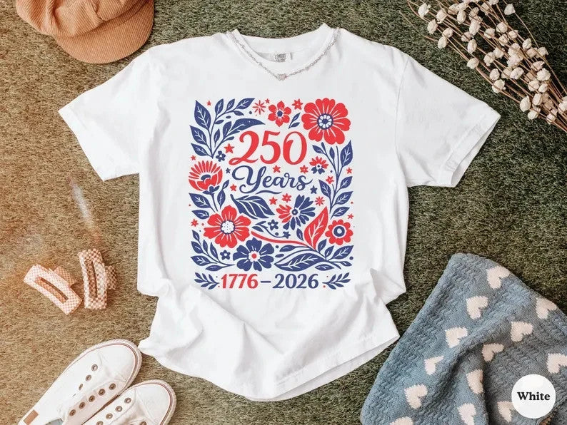Women's USA 250th Birthday 1776–2026 Floral Butterfly Patriotic T-Shirt