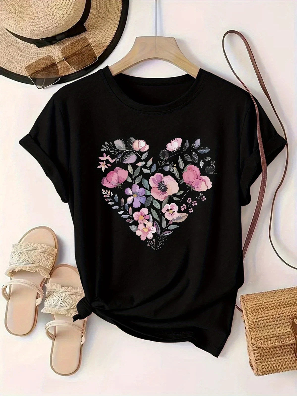 Women Vintage Floral Heart Graphic T-Shirt Rose Flower Casual Crew Neck Tee Top