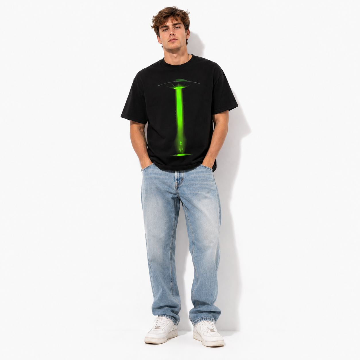 Alien UFO Abduction Green Beam Sci-Fi Graphic Men's T-Shirt