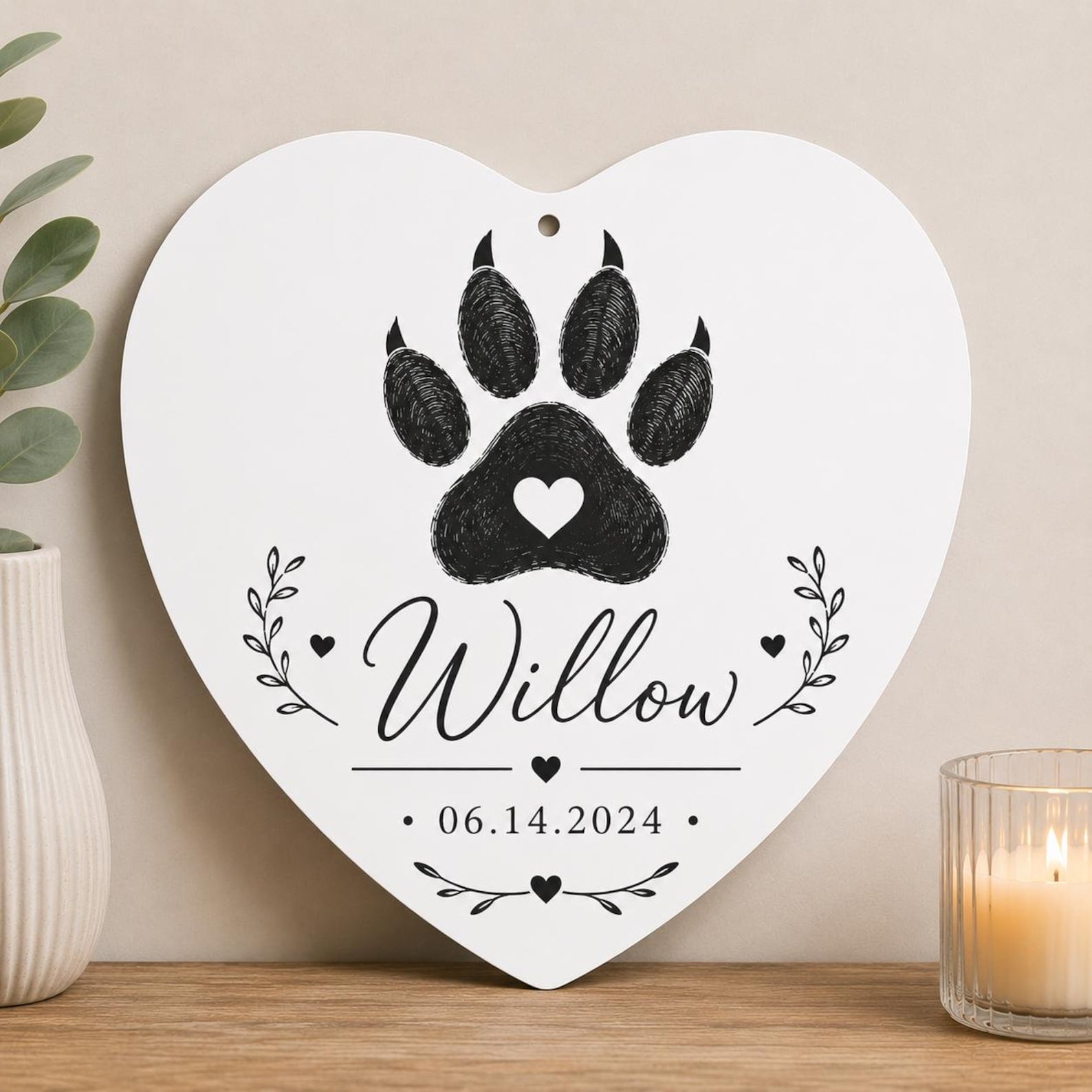Personalized Pet Memorial Sign, Custom Paw Print Plaque, Heart Round (Aluminum)