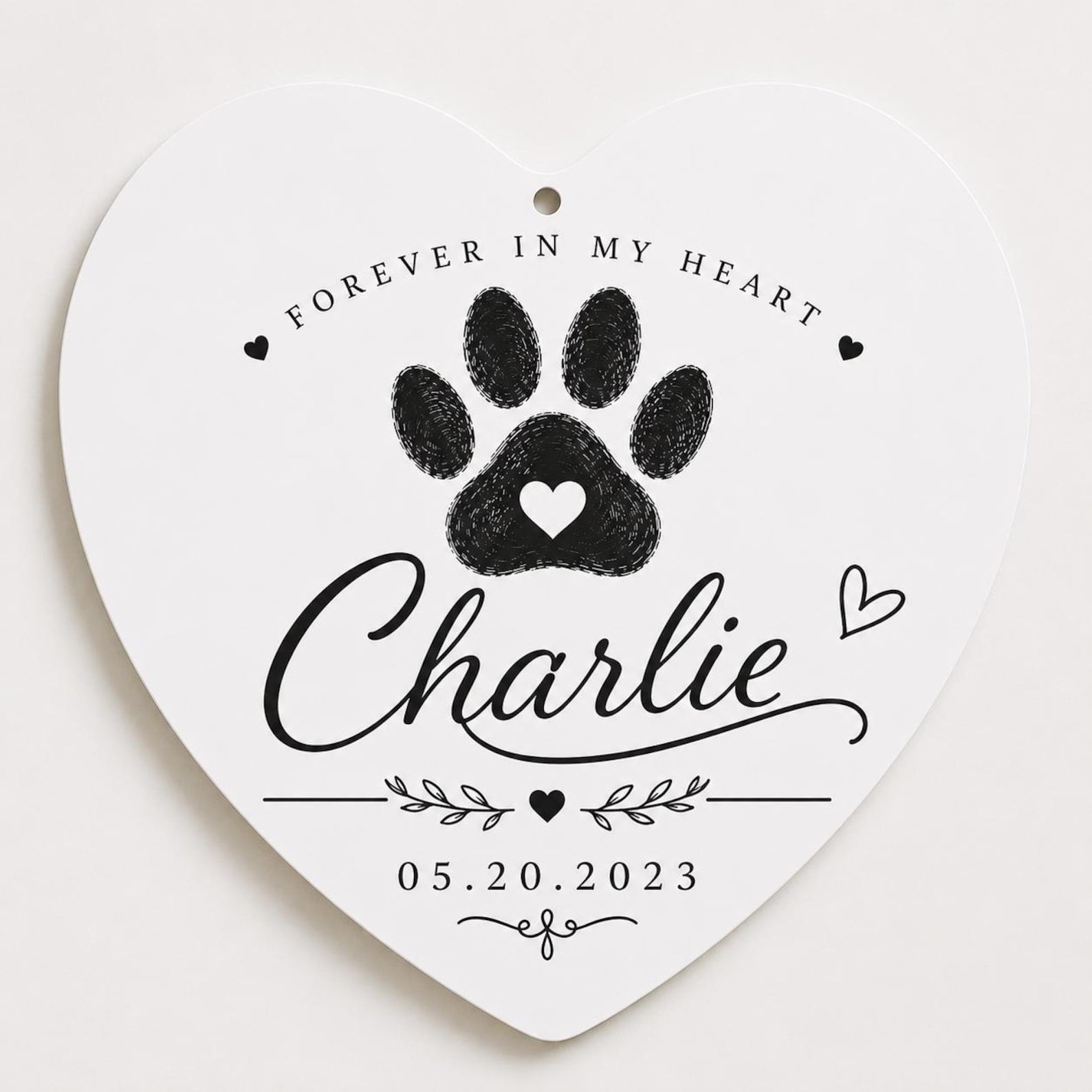 Personalized Pet Memorial Sign, Custom Paw Print Plaque, Heart Round (Aluminum)